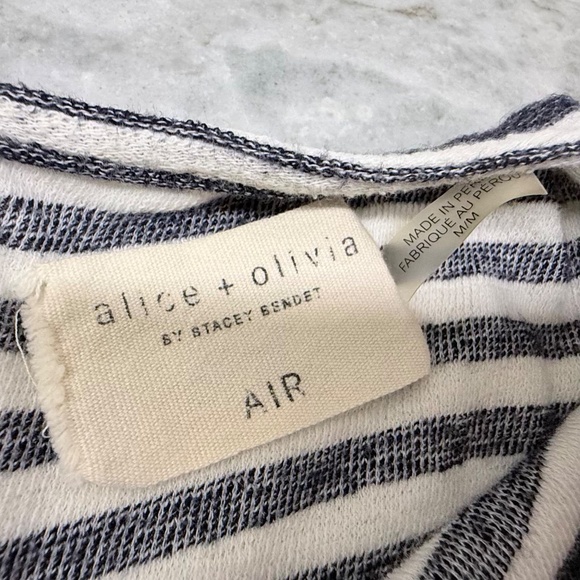 Alice + Olivia Black/White Striped Crop Top Short Sleeve Boat Neck SZ M - Picture 5 of 8